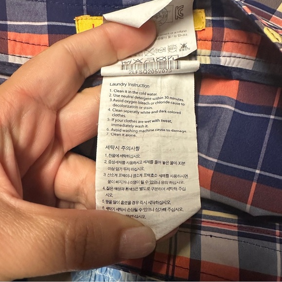 Louis Castel women’s golf plaid skort Size 73 - Picture 3 of 8